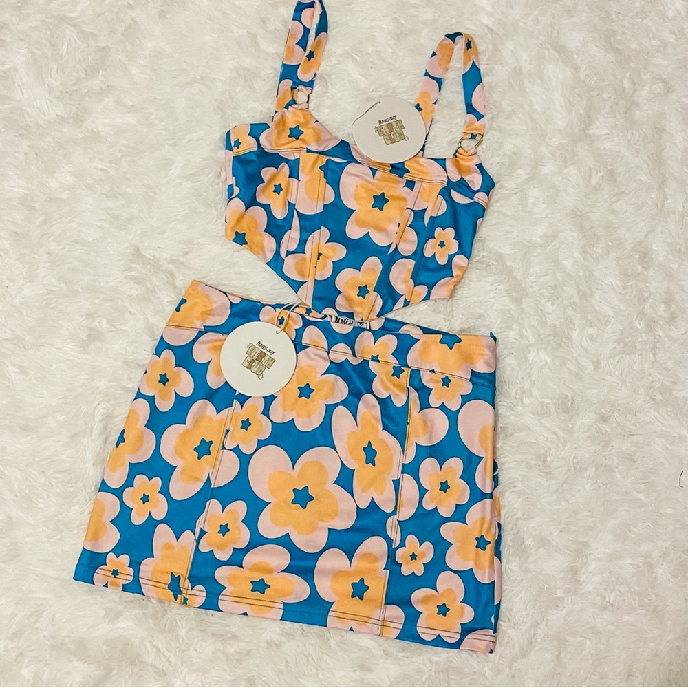 Princess Polly blue and pink floral two piece set - Picture 3 of 6